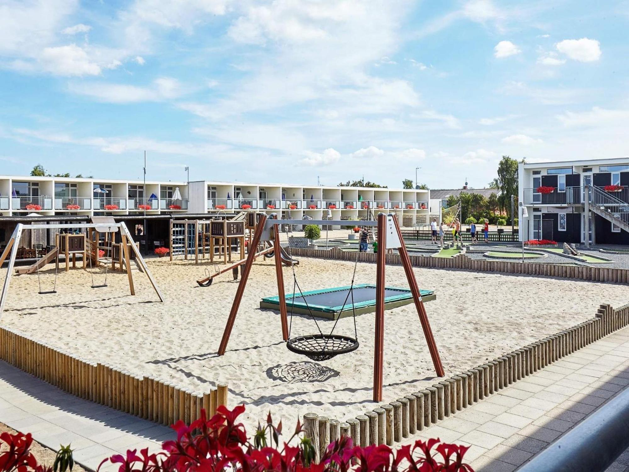 6 Person Holiday Home On A Holiday Park In Glesborg Dış mekan fotoğraf
